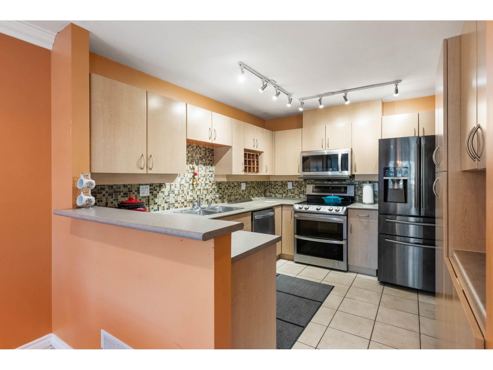 57 13918 58 AVENUE, Surrey