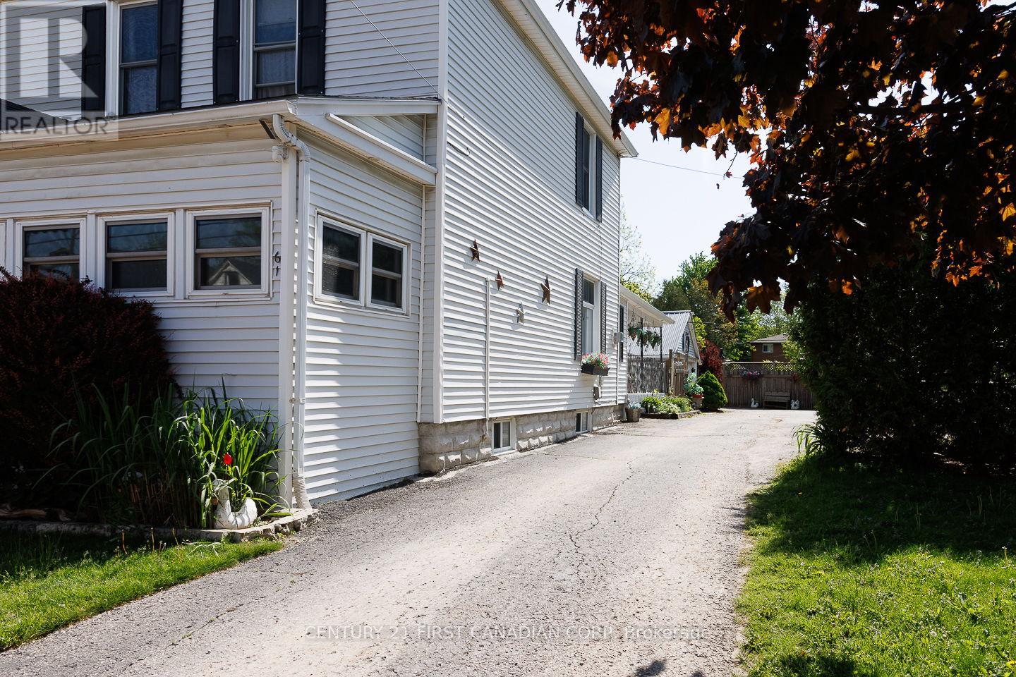 61 ALMA STREET - 3
