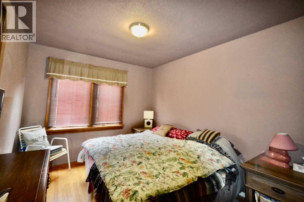 308 Walsh Avenue — photo 12
