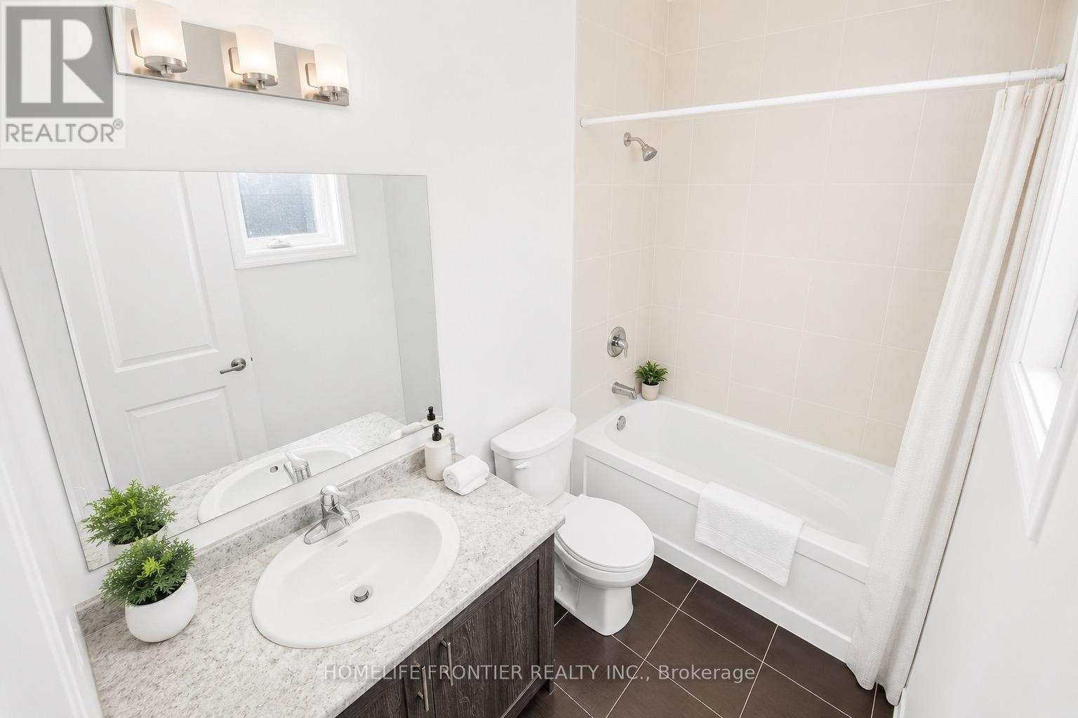 11 SPRUCESIDE DRIVE - 7