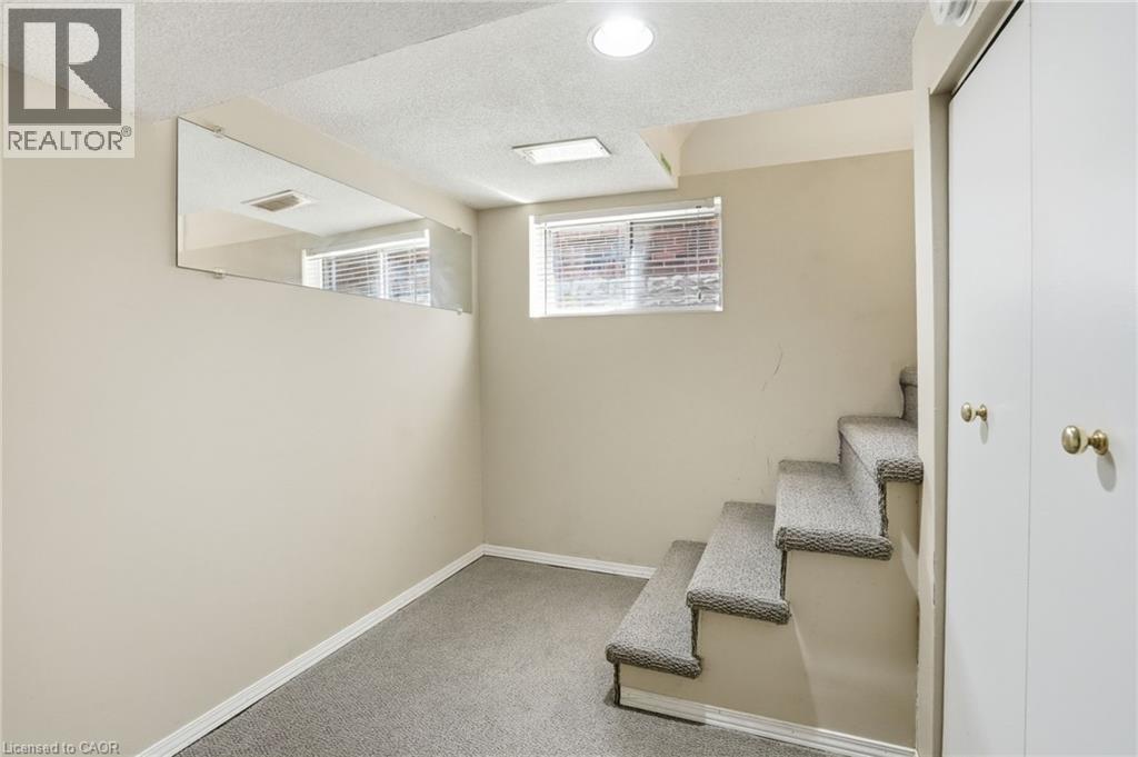 146 PARK Row S - 32