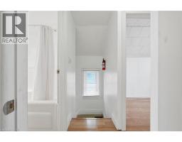 20 York Street, Welland, ON L3B4A6 Photo 24