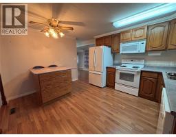 Foyer - 4701 Pleasant Valley Road Unit# 43, Vernon, BC V1T4M7 Photo 8
