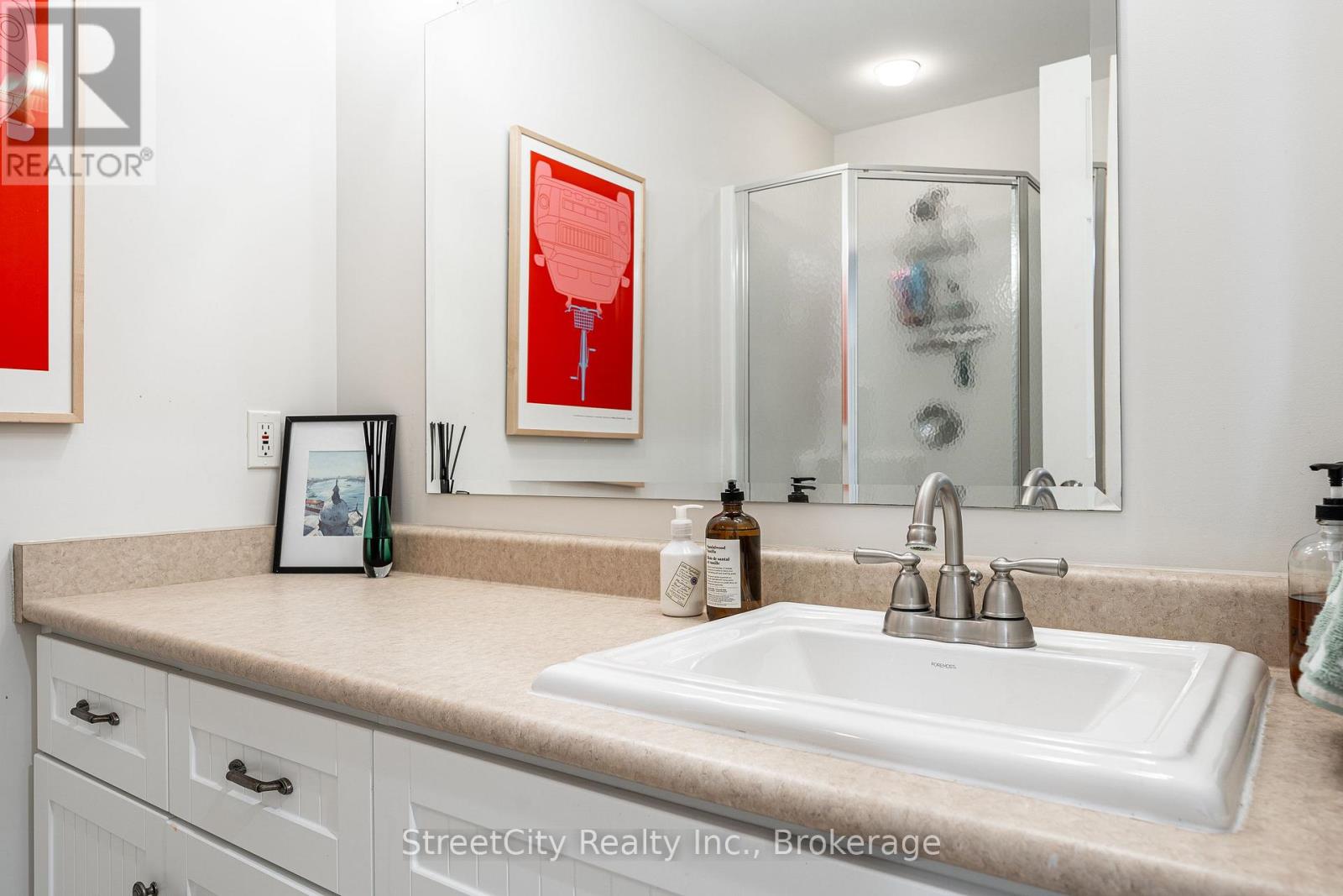98 ABRAHAM DRIVE - 21