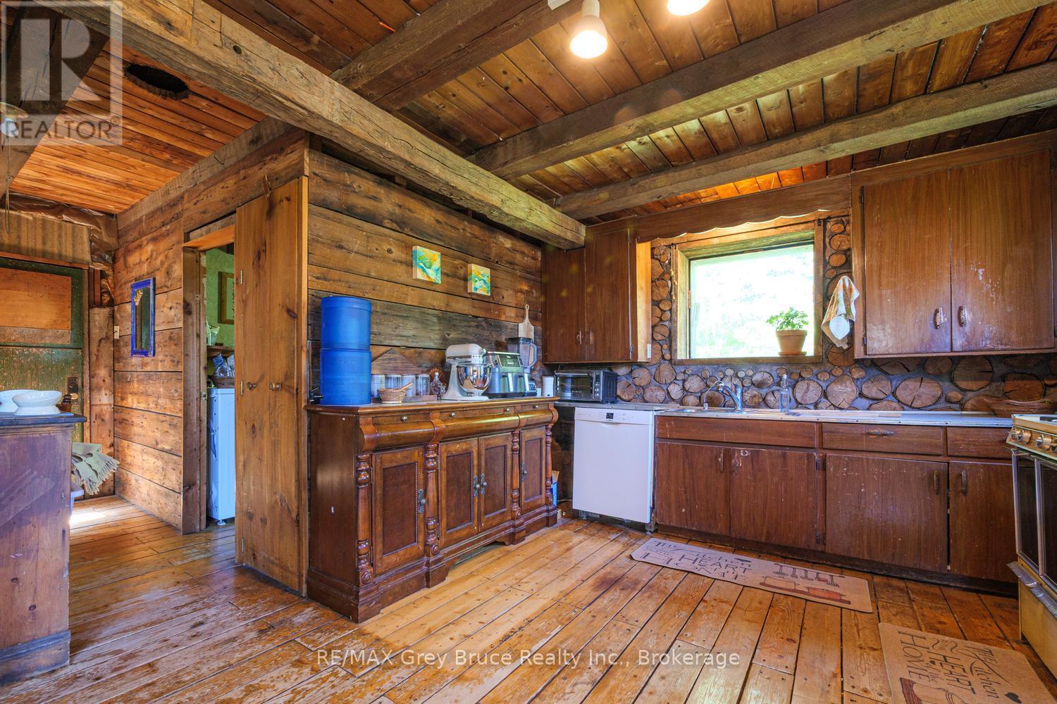 127 CRAWFORD DRIVE - 12