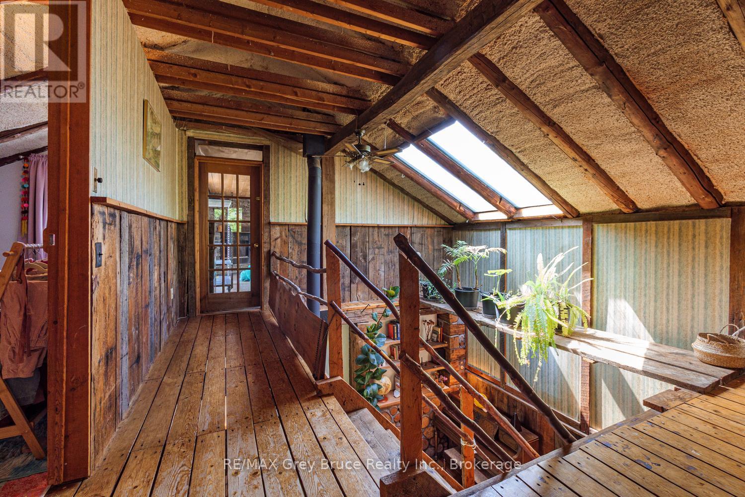 127 CRAWFORD DRIVE - 21