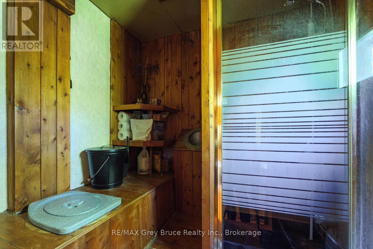 127 CRAWFORD DRIVE - 33