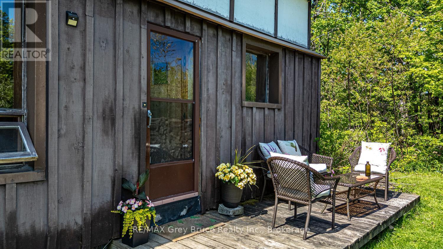 127 CRAWFORD DRIVE - 7