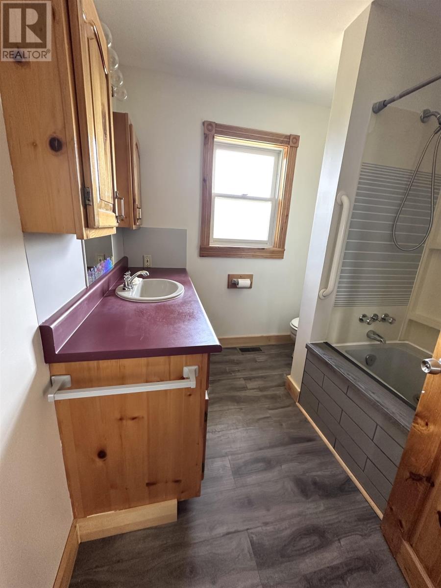 358 COUNTY LINE Road - 20