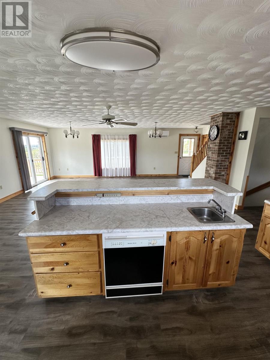 358 COUNTY LINE Road - 16