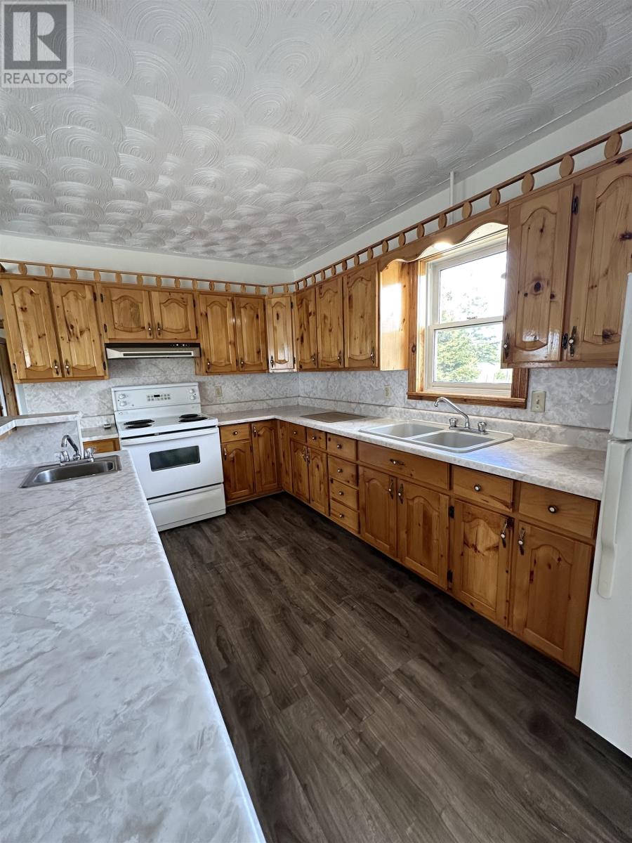 358 COUNTY LINE Road - 17