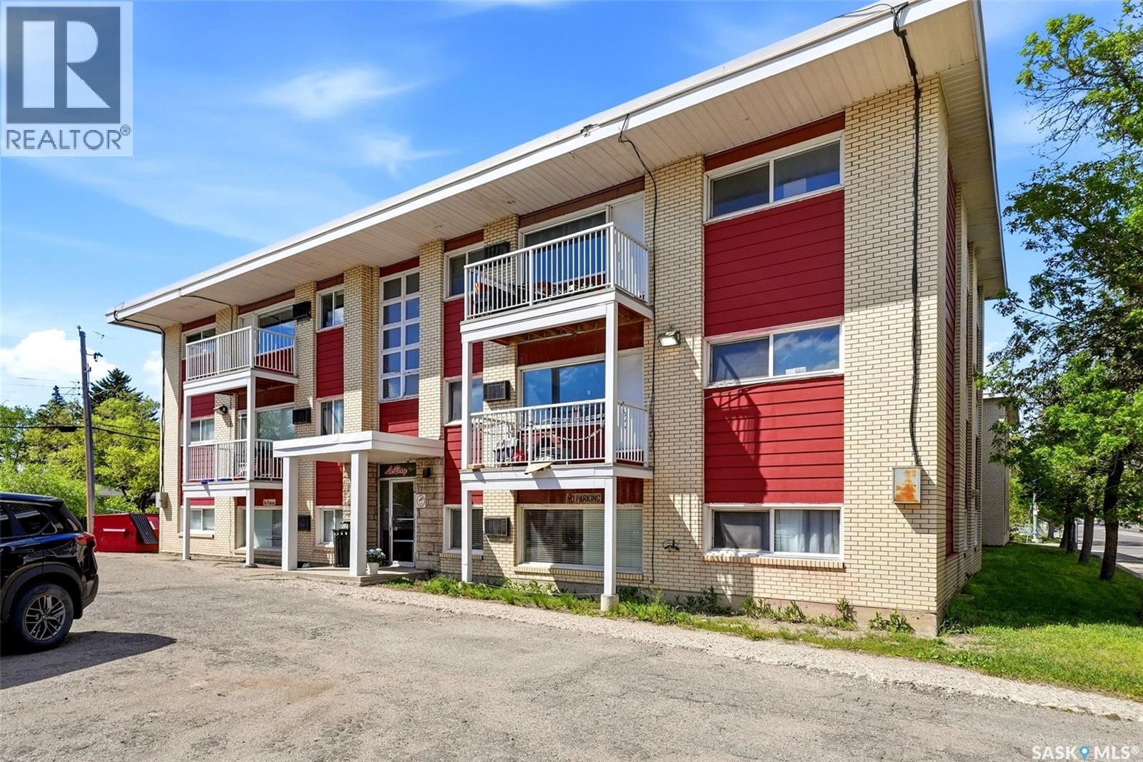 #23 1811 8th AVENUE N - 1
