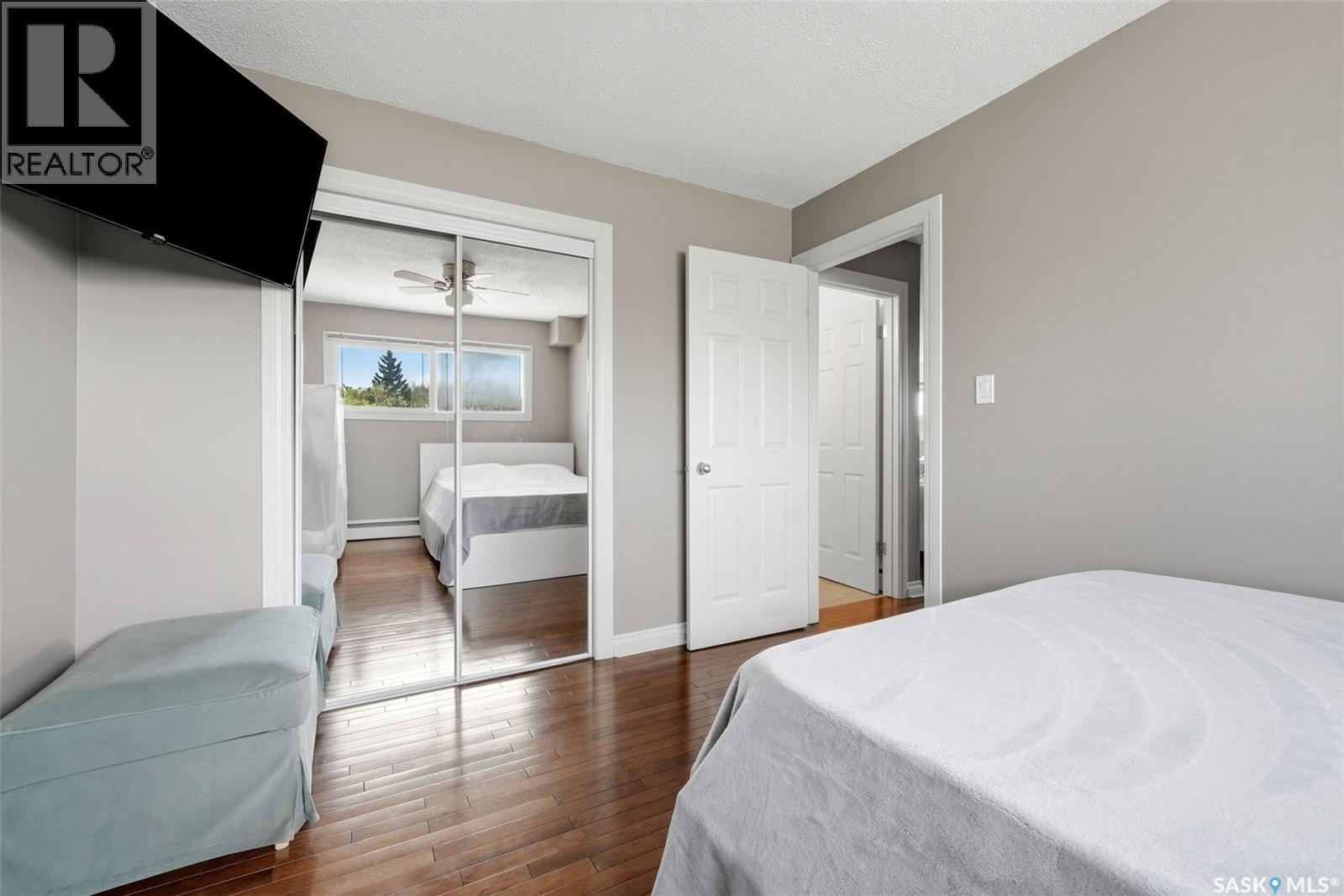 #23 1811 8th AVENUE N - 12