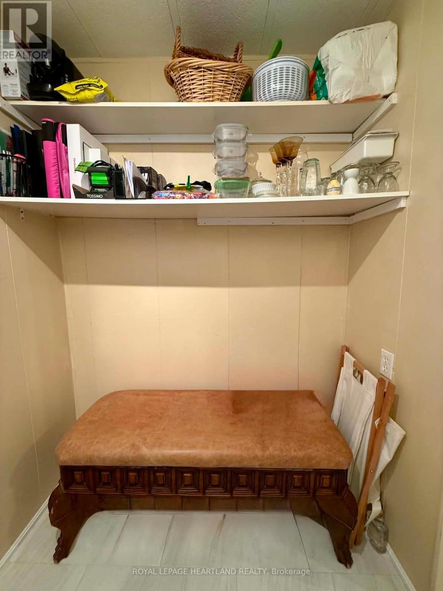 274 MONTEREY PARK - 21