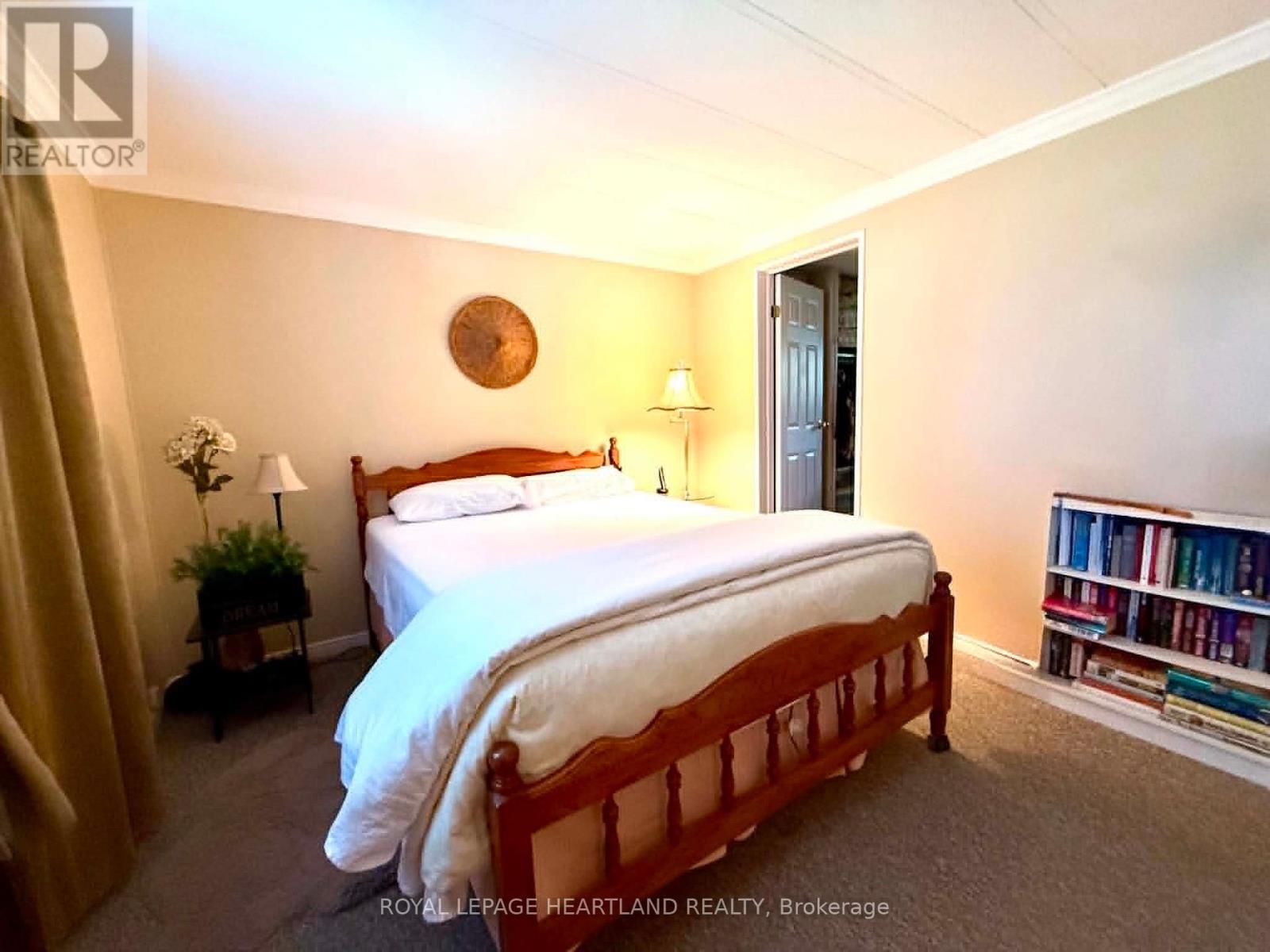 274 MONTEREY PARK - 26