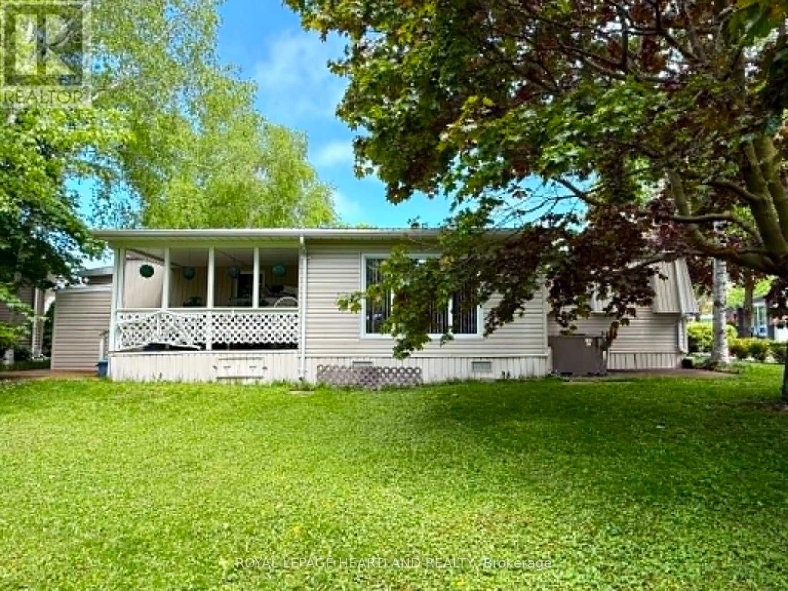 274 MONTEREY PARK - 36