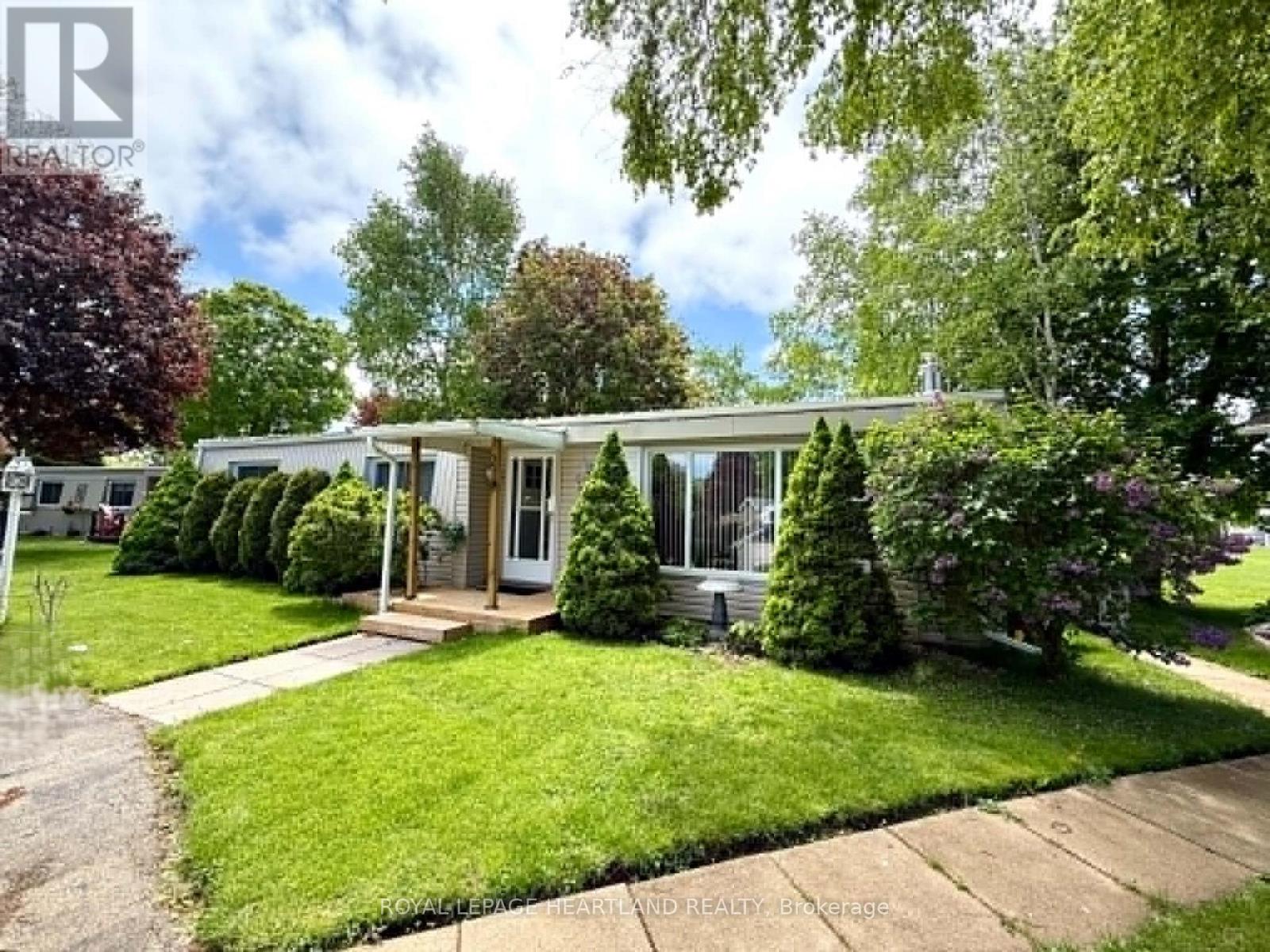 274 MONTEREY PARK - 3