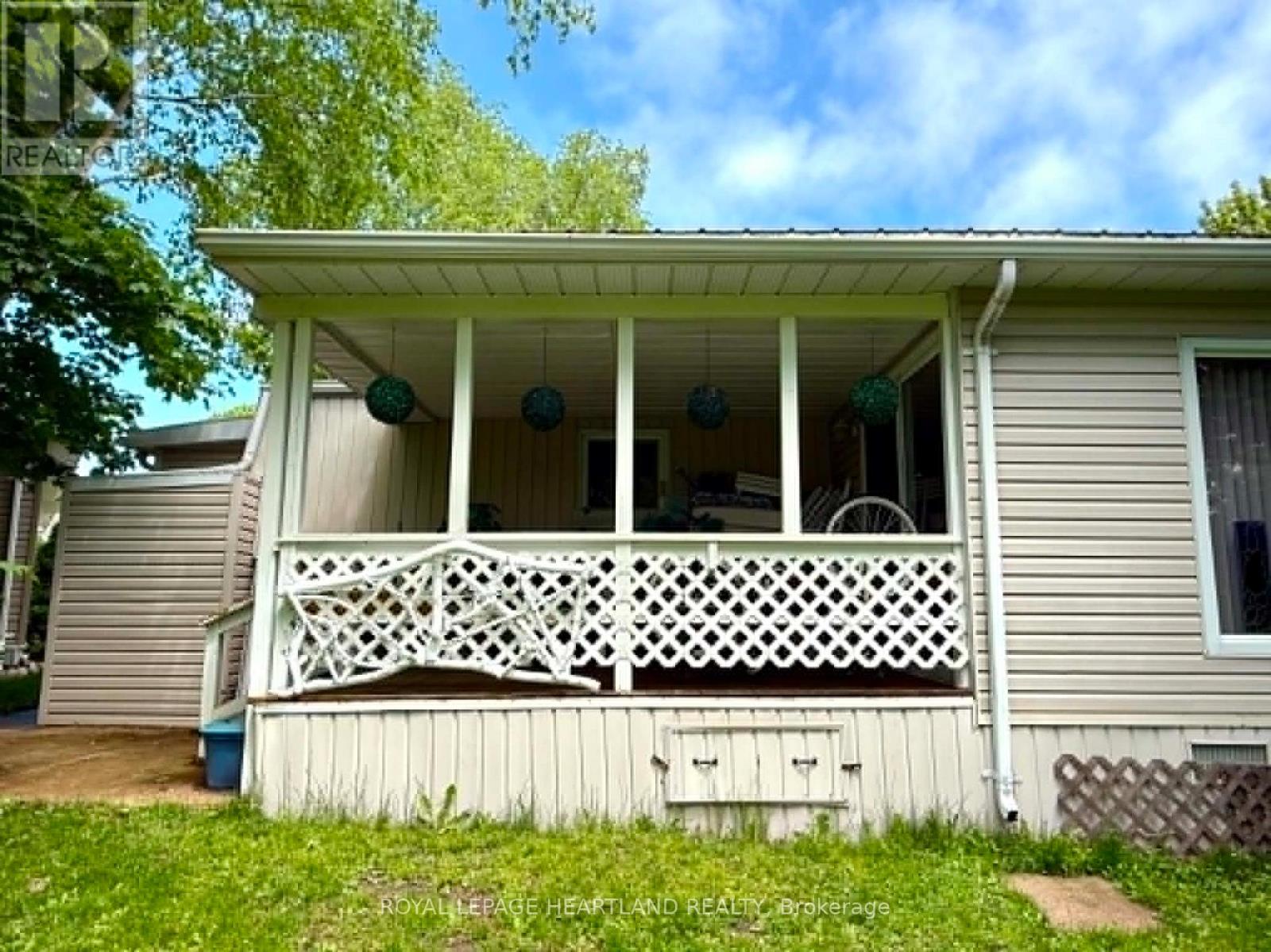 274 MONTEREY PARK - 38