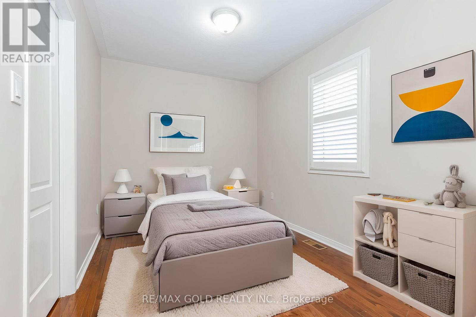 10 PALLESCHI DRIVE - 14