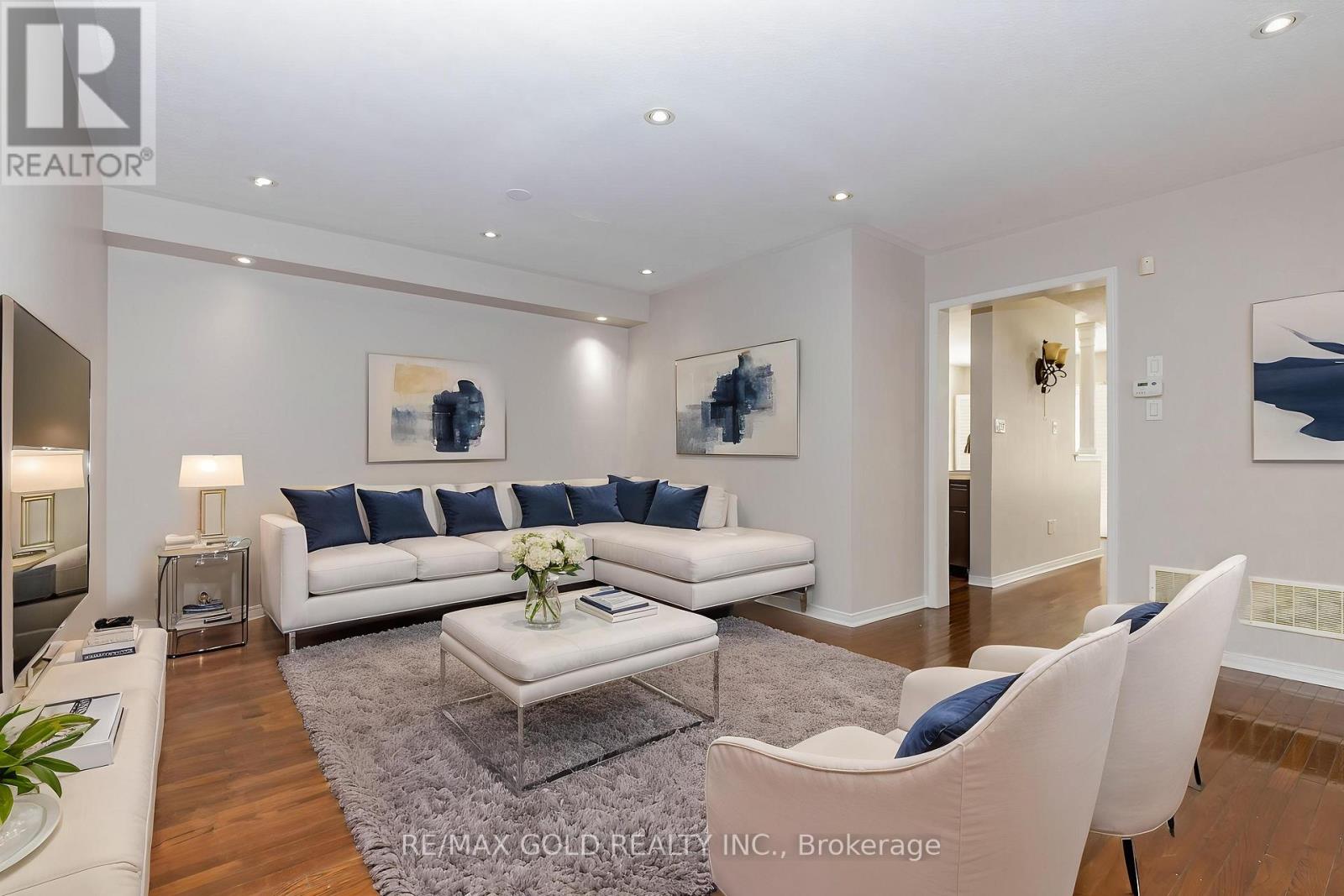 10 PALLESCHI DRIVE - 7