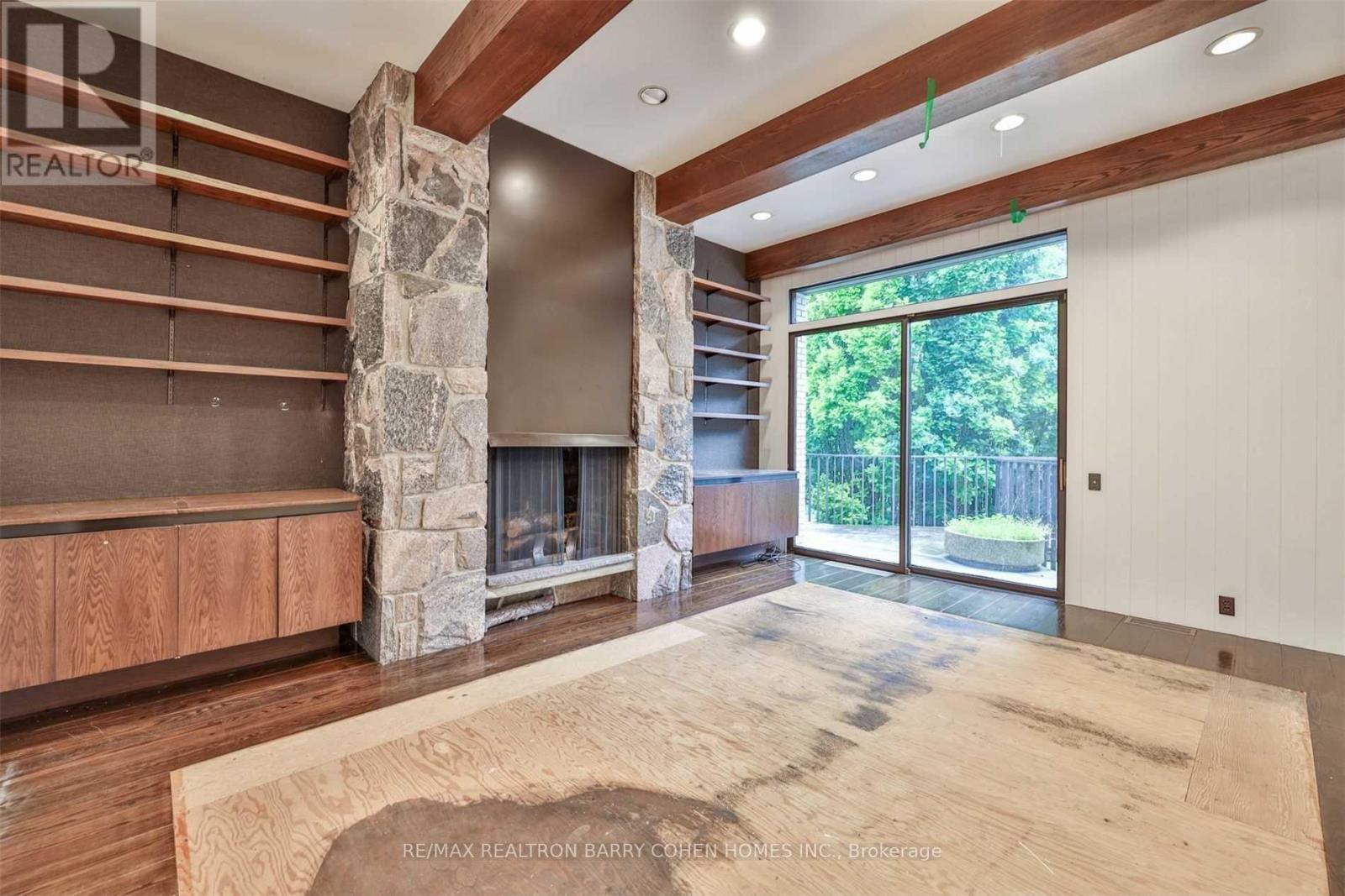14 PARK LANE CIRCLE - 14