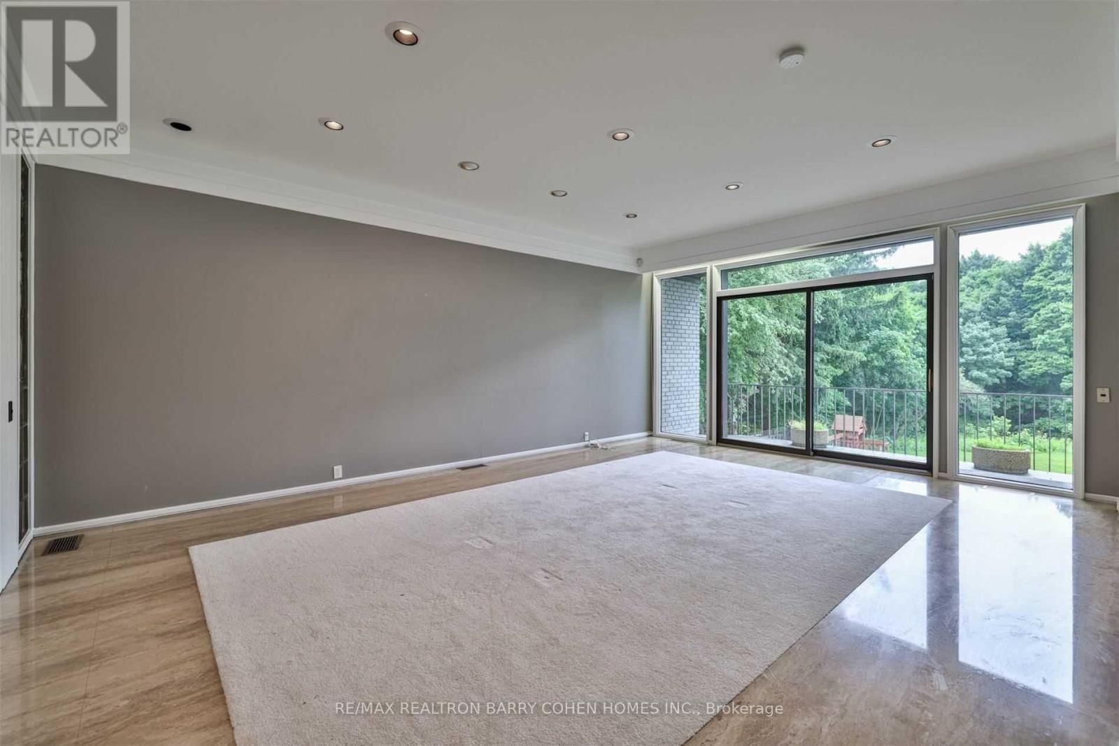 14 PARK LANE CIRCLE - 17