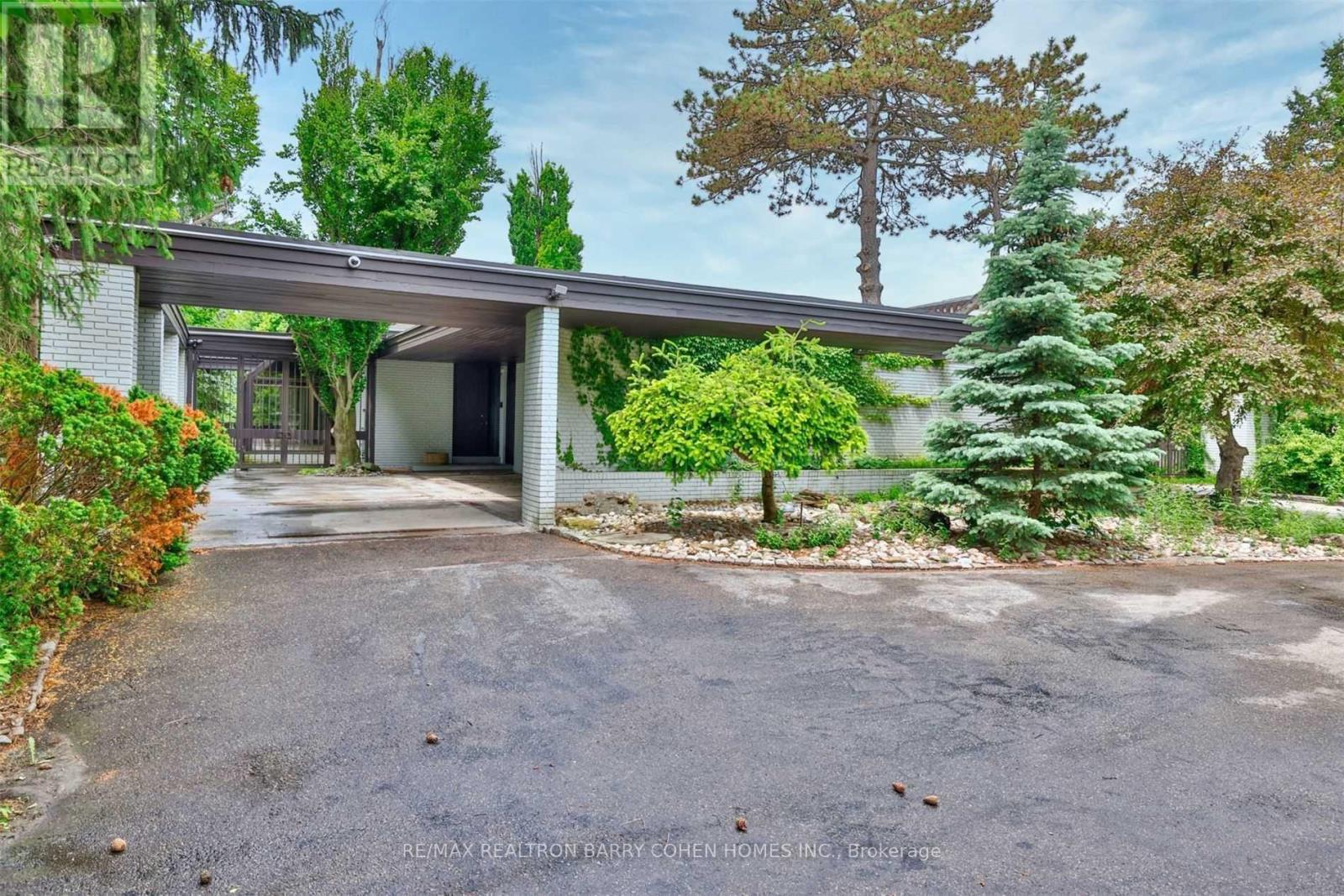 14 PARK LANE CIRCLE - 2