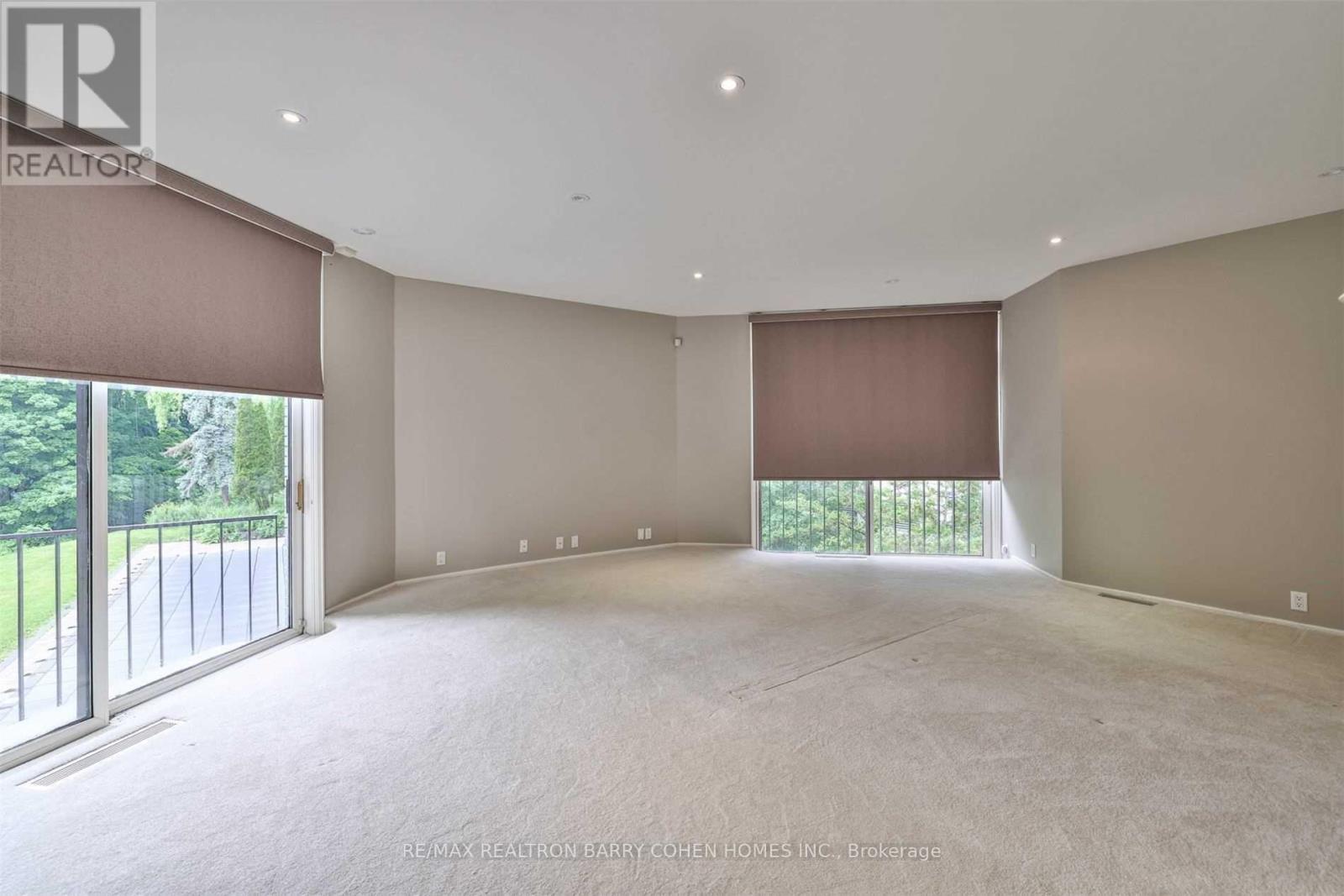 14 PARK LANE CIRCLE - 23