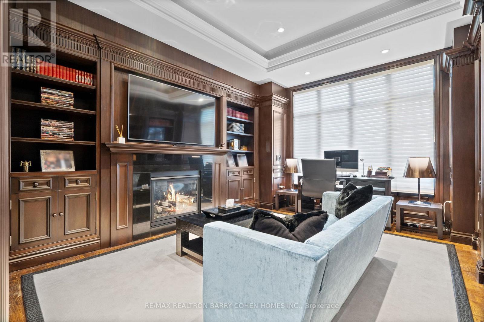 143 HIGHLAND CRESCENT - 20