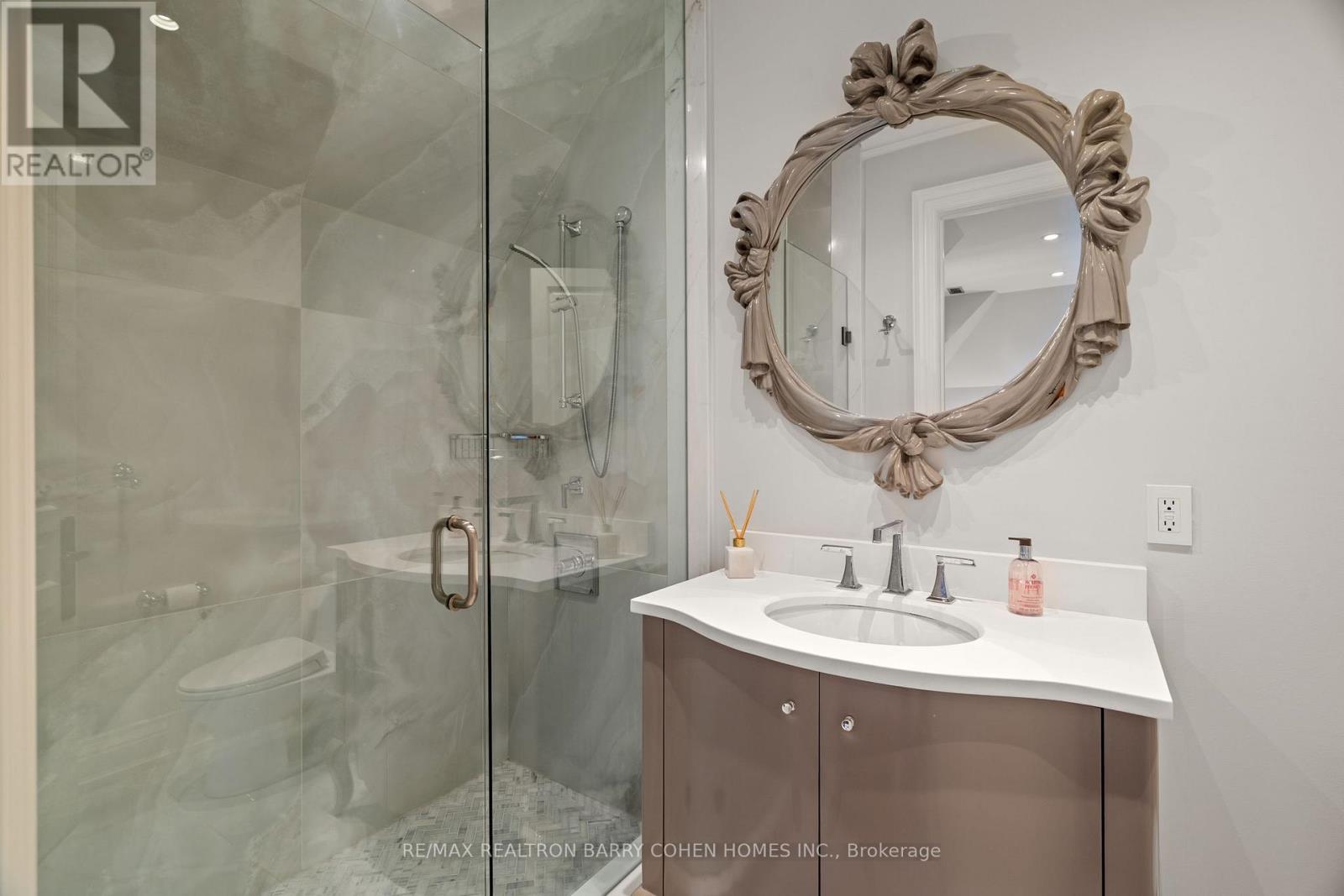 143 HIGHLAND CRESCENT - 31