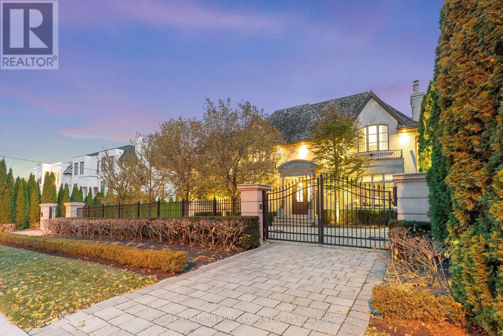 143 HIGHLAND CRESCENT - 49