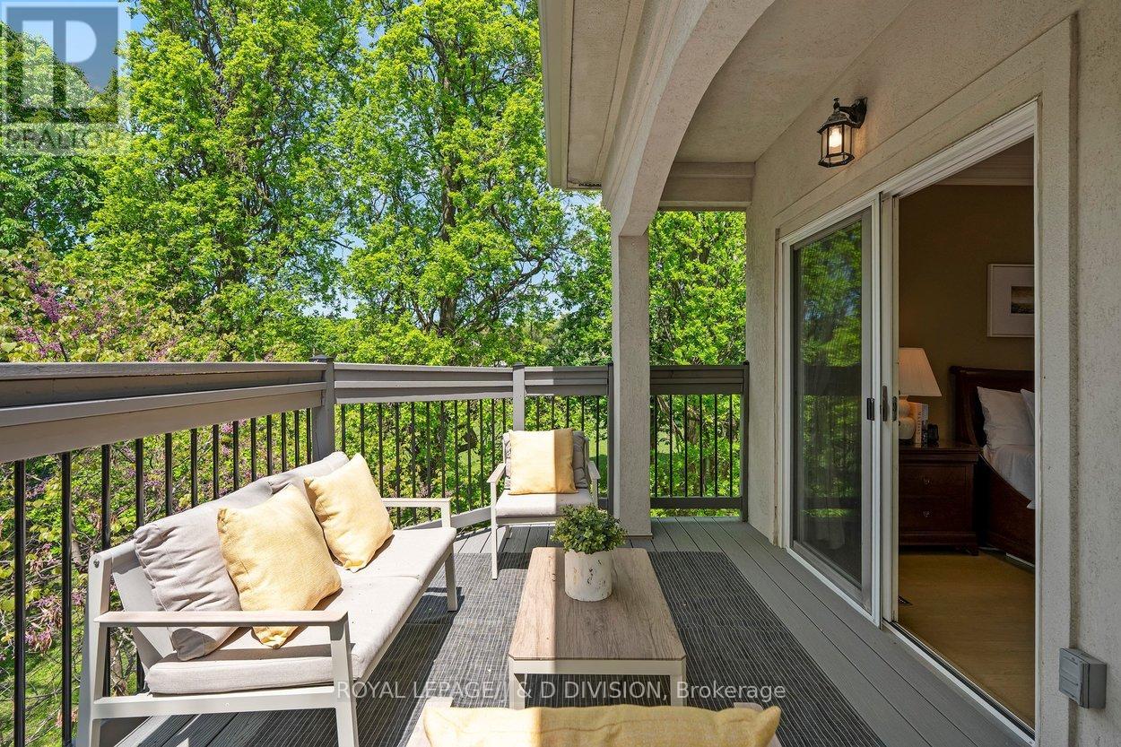 1022 SPADINA ROAD - 30
