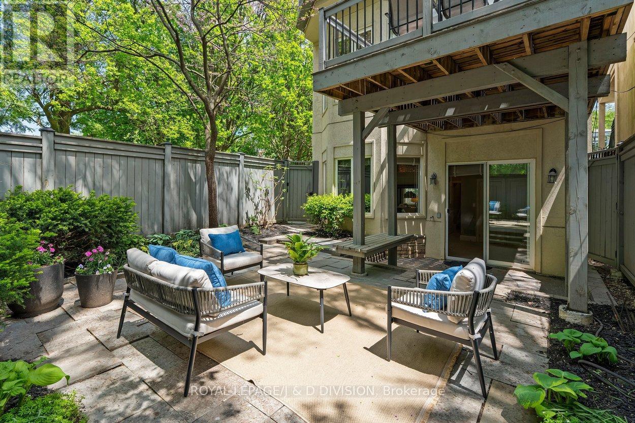 1022 SPADINA ROAD - 48
