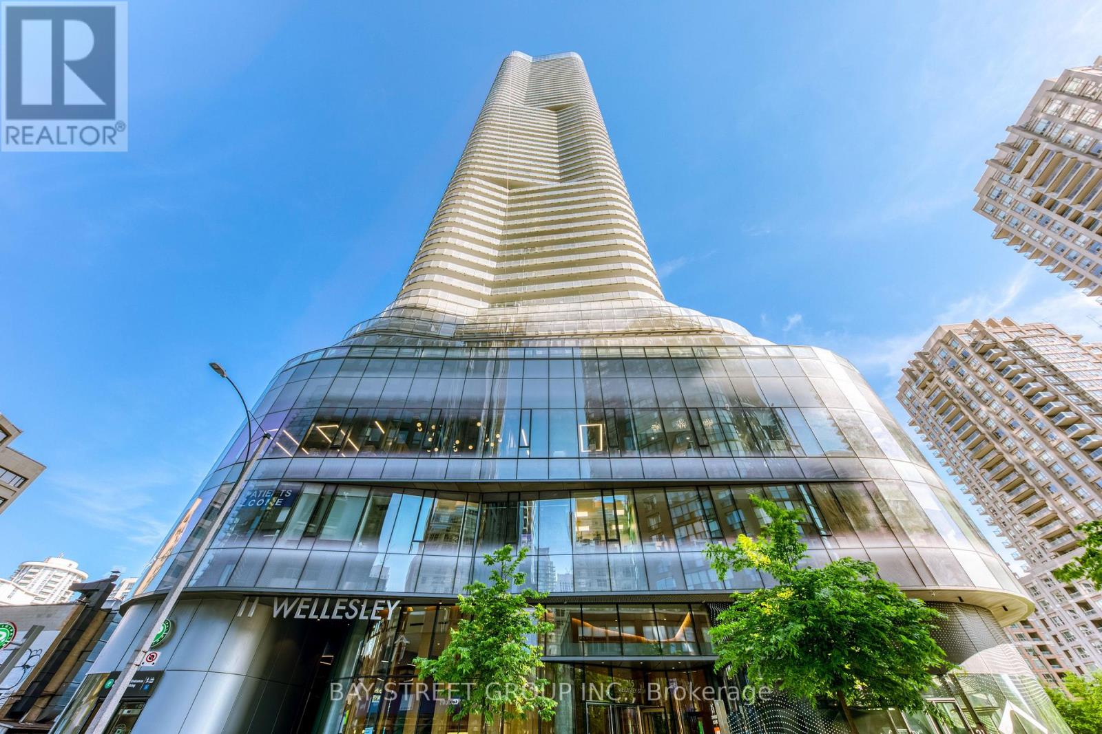Listing photo of 1606 - 11 WELLESLEY STREET W