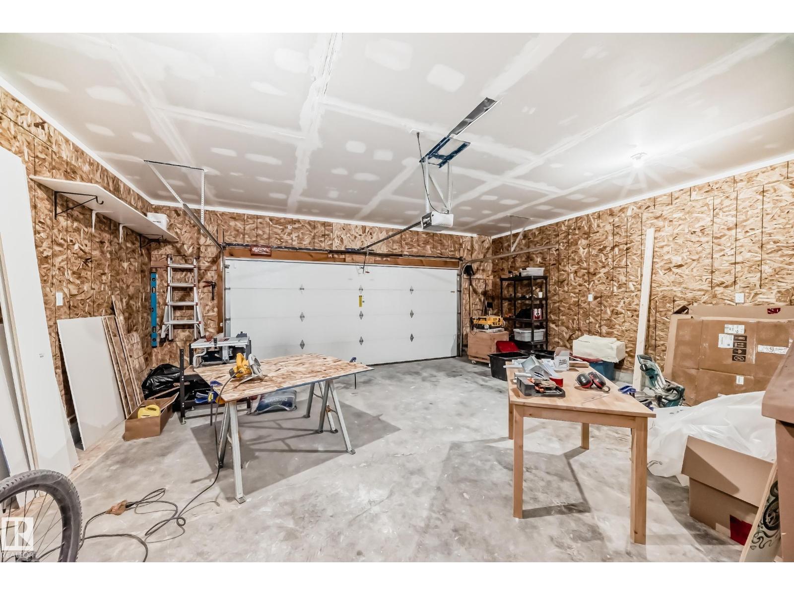 15529 47A ST NW - 32