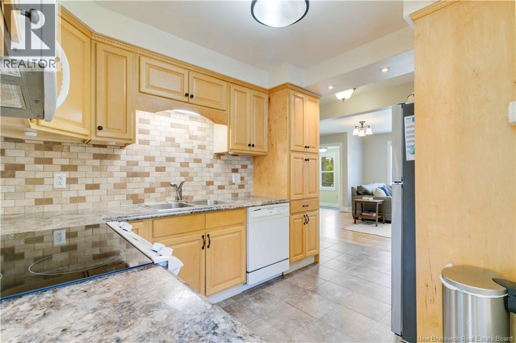 10 Shamrock Terrace - 12
