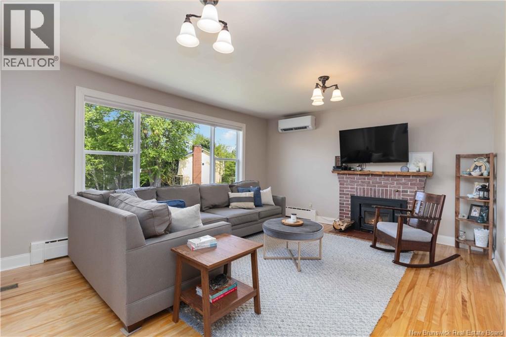 10 Shamrock Terrace - Image 2