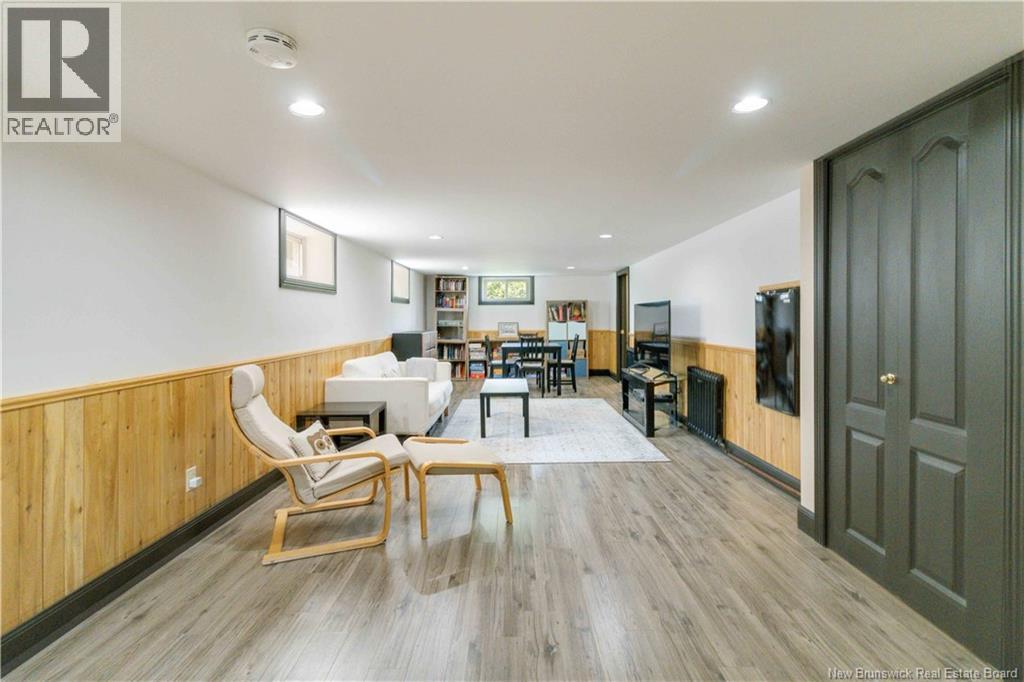 10 Shamrock Terrace - 25