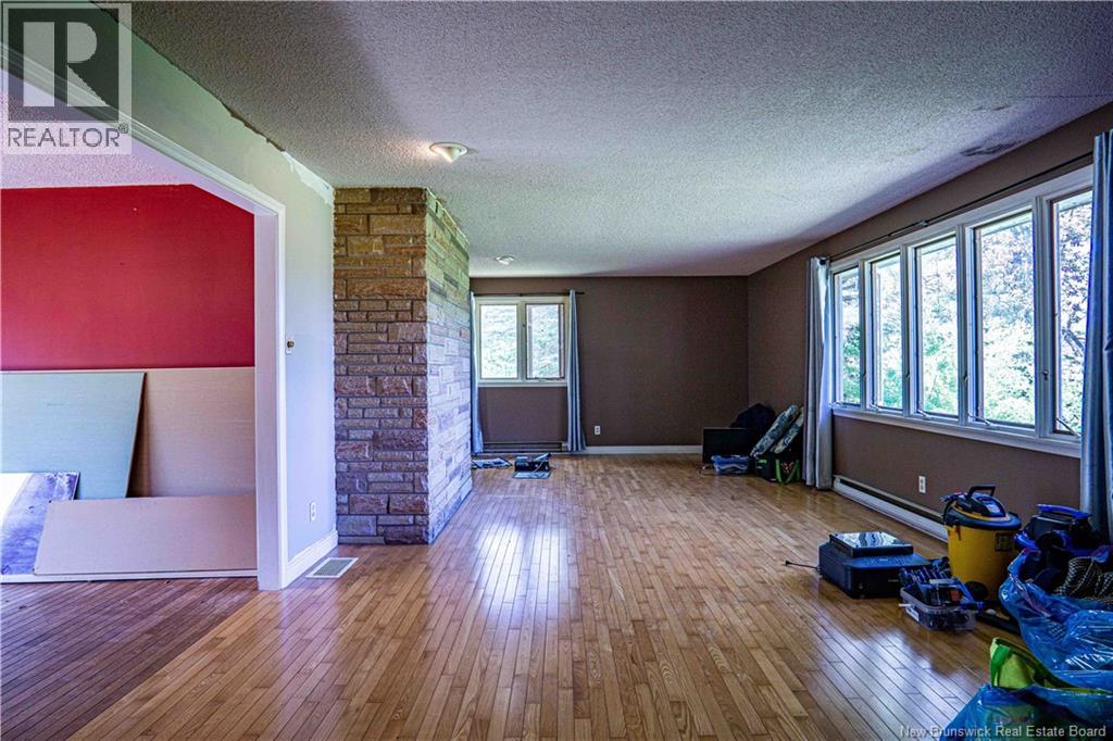 141 Graham Drive - Image 2