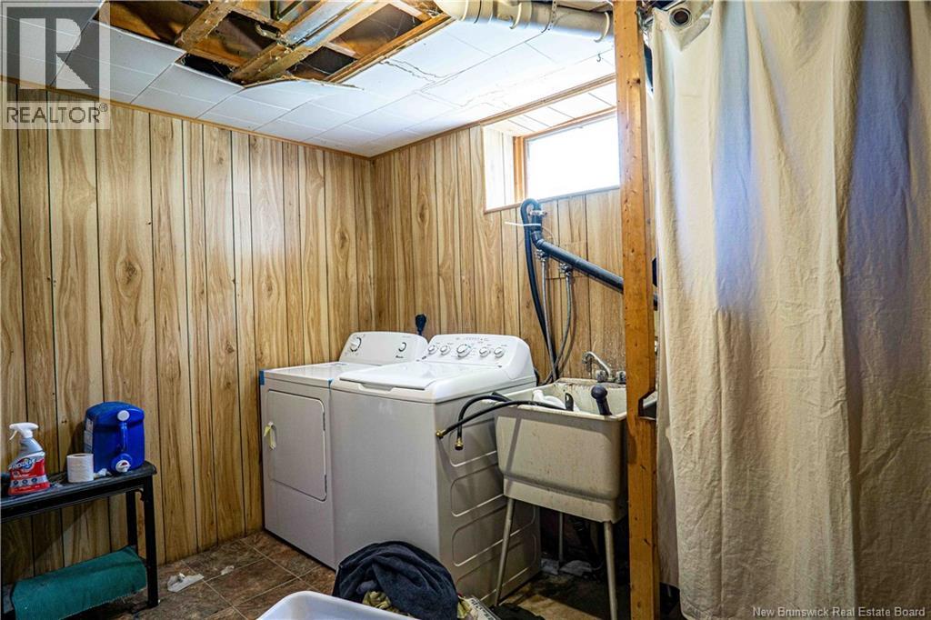 141 Graham Drive - 33