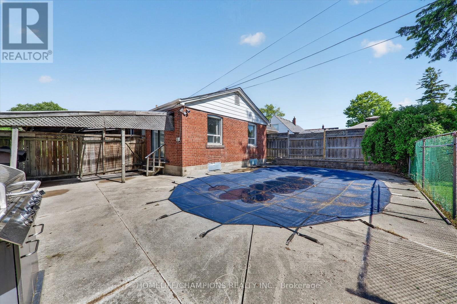 18 BERGEN ROAD - 30