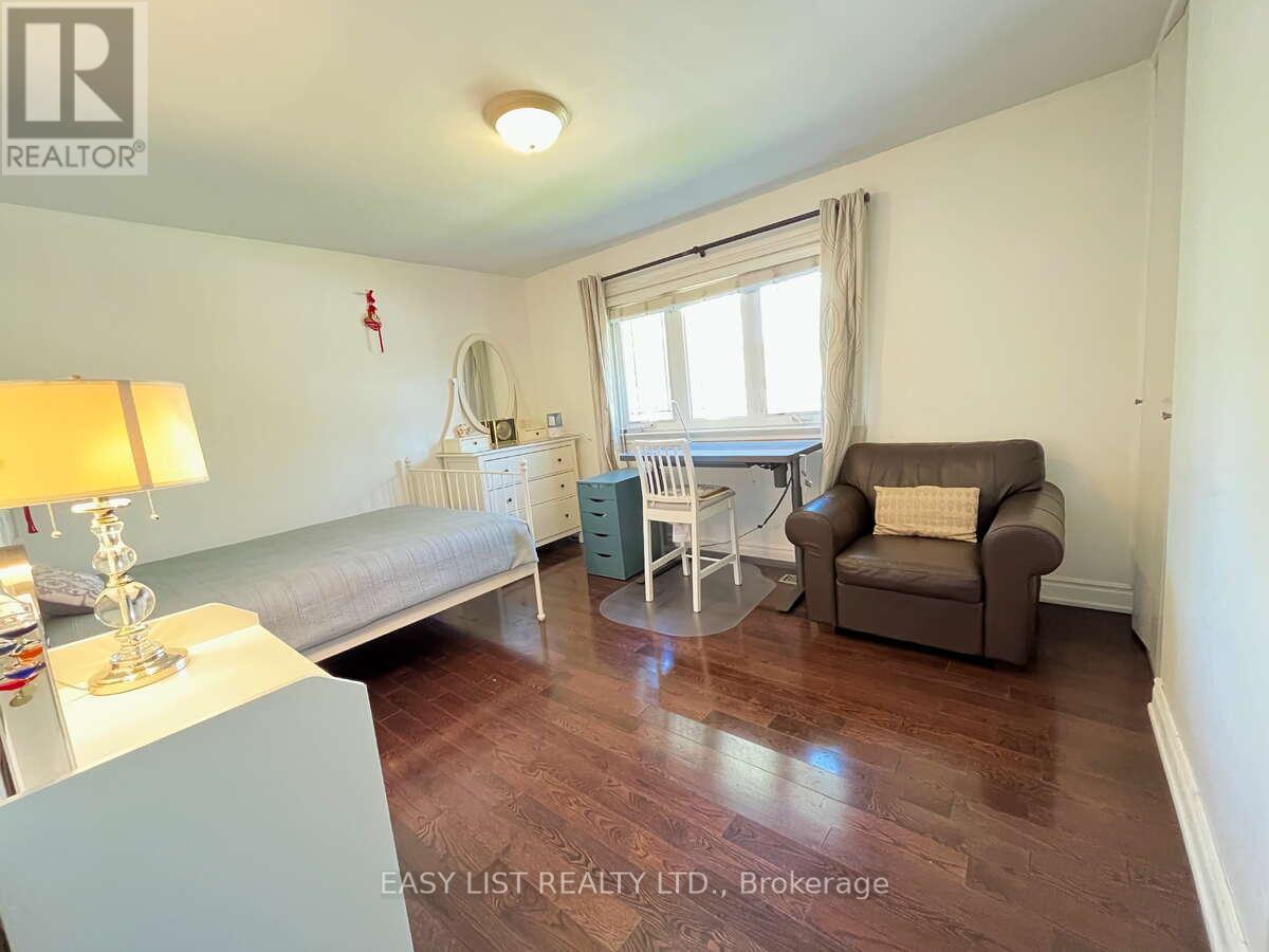 57 KILBRIDE ROAD - 16
