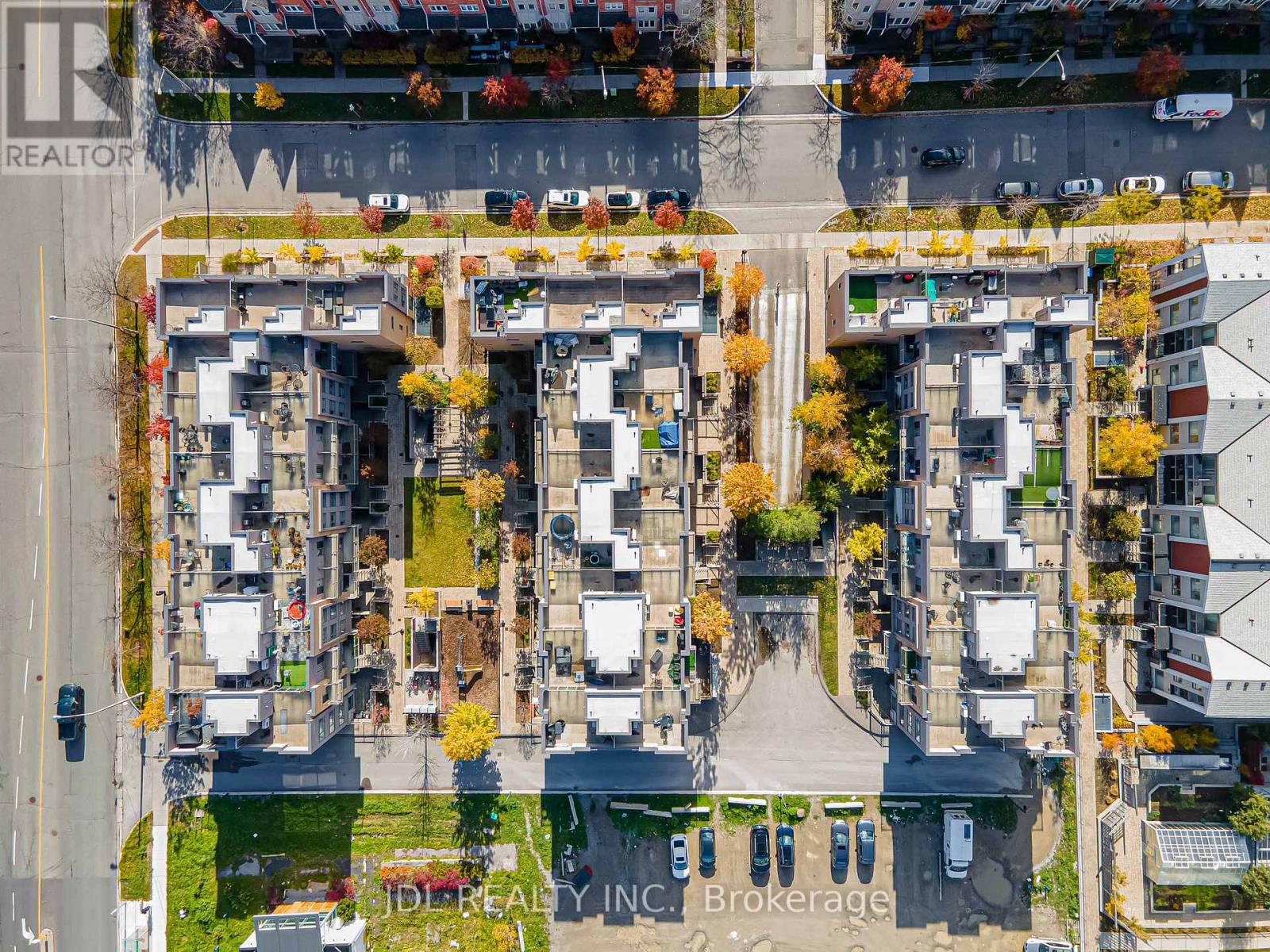 #307 90 ORCHID PLACE DRIVE - 42