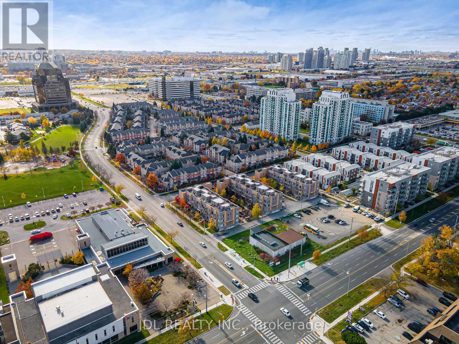 #307 90 ORCHID PLACE DRIVE - 43