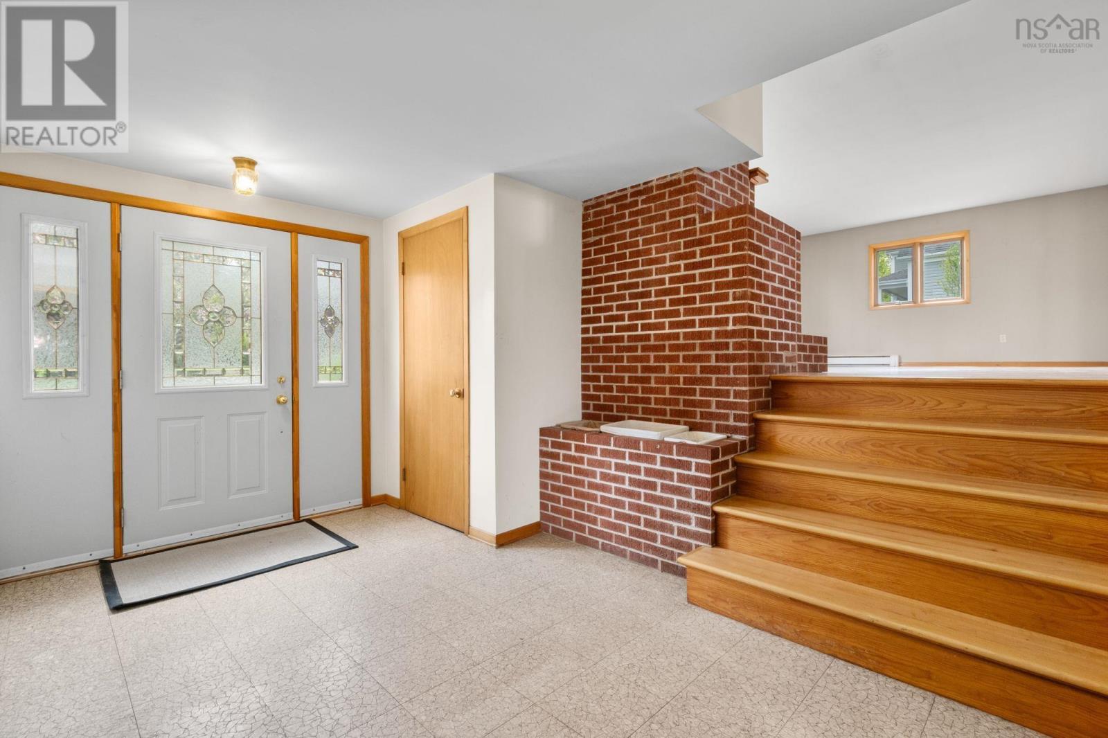 46 Kent Avenue - 4