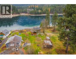 810a 16th Avenue, Genelle, BC V0G1G0 Photo 14