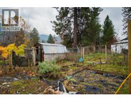 810a 16th Avenue, Genelle, BC V0G1G0 Photo 30