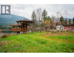 810a 16th Avenue, Genelle, BC V0G1G0 Photo 37