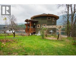 810a 16th Avenue, Genelle, BC V0G1G0 Photo 42