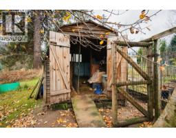 810a 16th Avenue, Genelle, BC V0G1G0 Photo 33